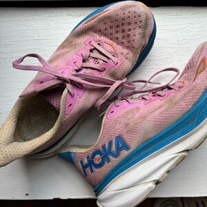 Hoka Clifton 9 Women’s Sneakers Pink